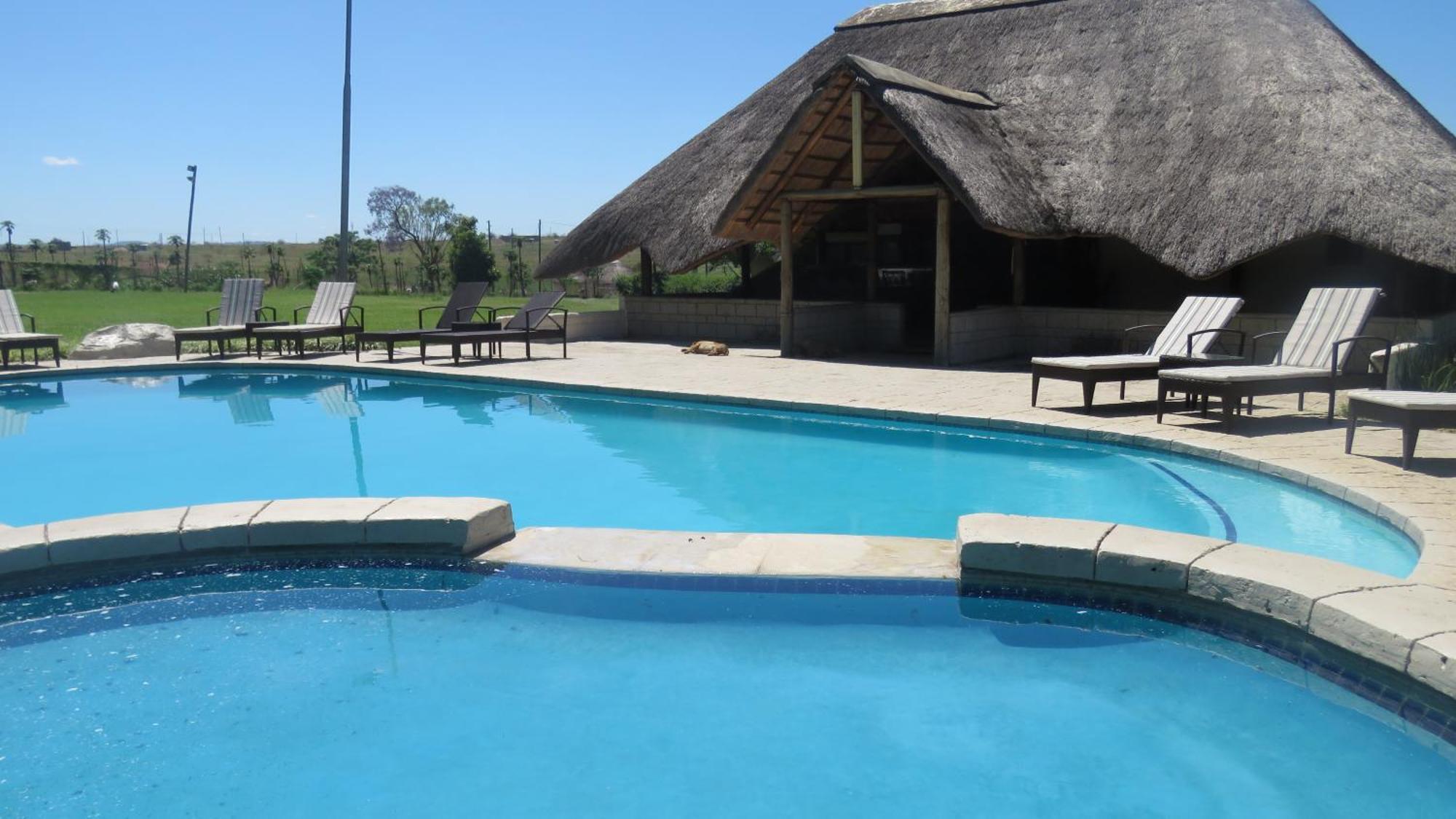 Dwaleni Farm Lodge Matsapha ภายนอก รูปภาพ