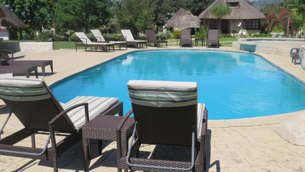 Dwaleni Farm Lodge Matsapha ภายนอก รูปภาพ