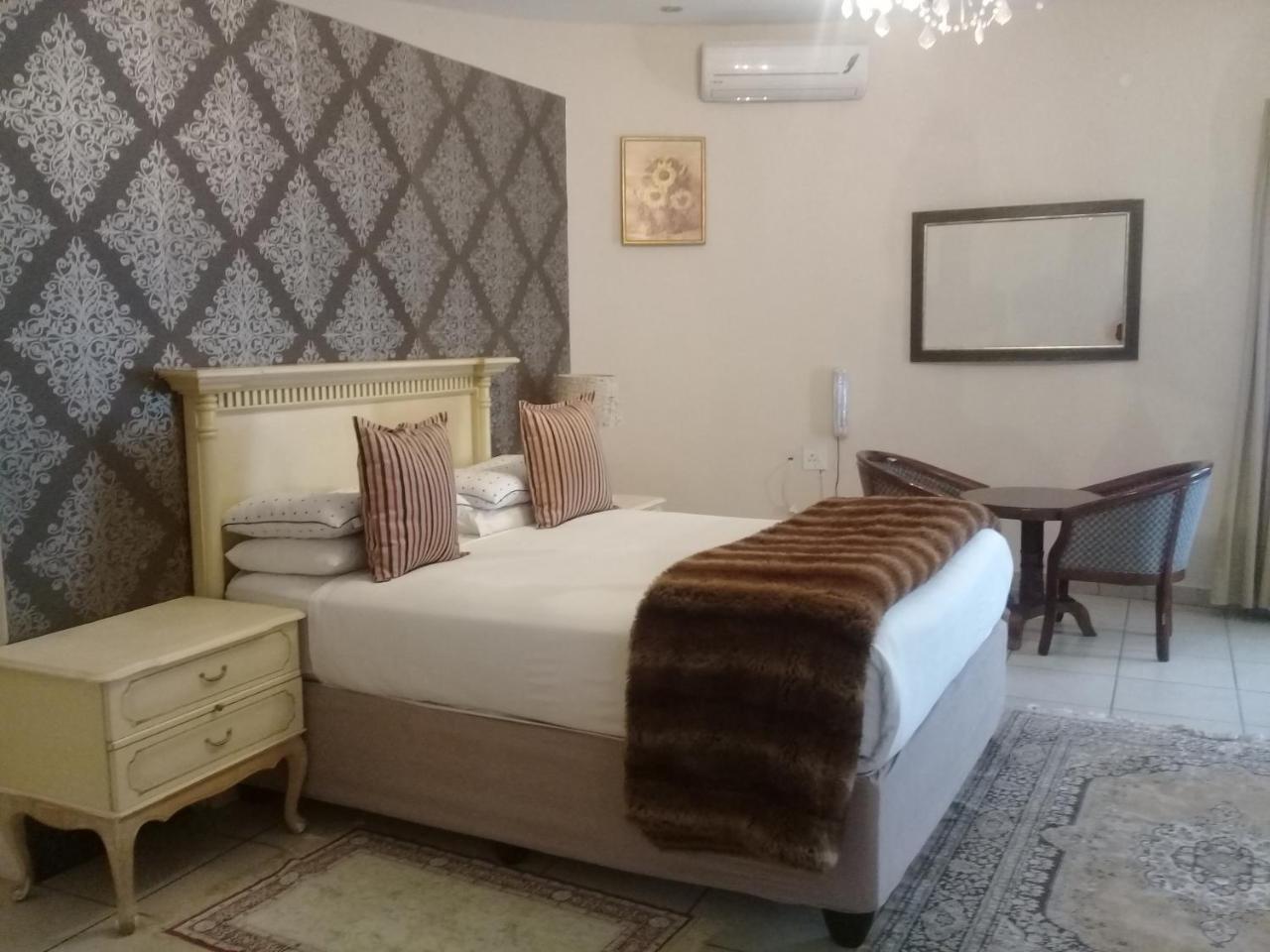 Dwaleni Farm Lodge Matsapha ภายนอก รูปภาพ